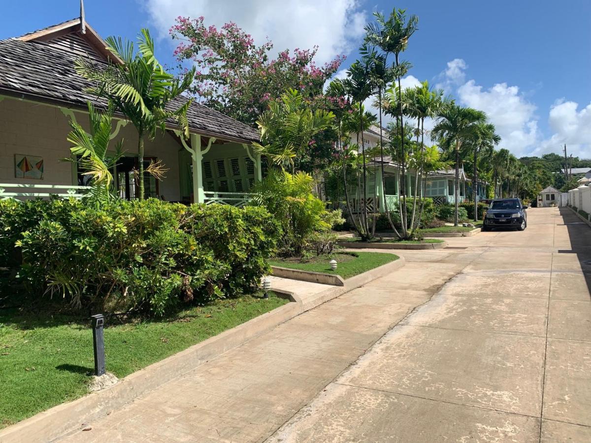 The Gatehouse Villa Saint James Exterior photo